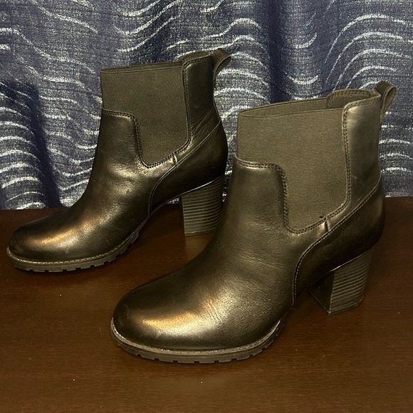 Clark’s Verona Ease Bootie Sz 8.5 NWOB - Picture 2 of 7